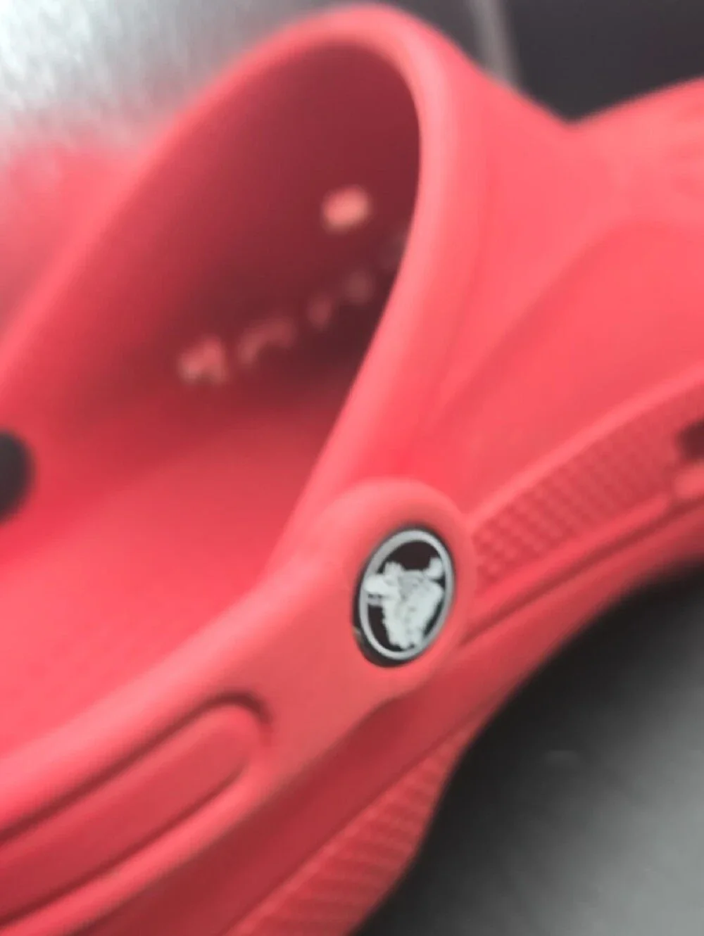 CROCS Men's Classic Clog in Red